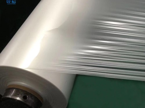 贊晨-聚酯防水透氣tpu膜 環(huán)保半透明霧面tpu薄膜